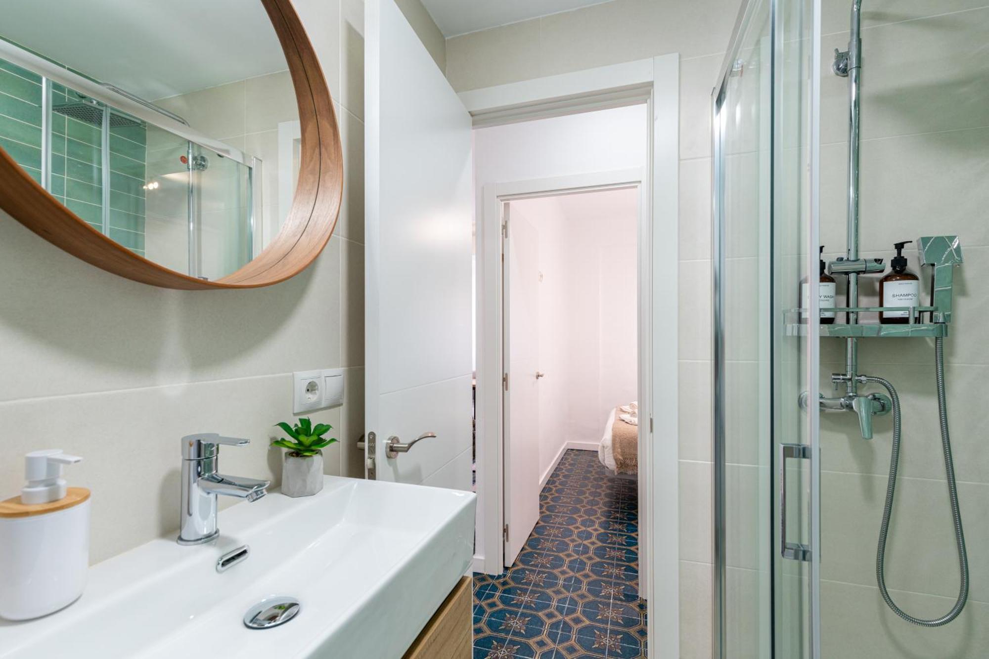 Piso Elegante Y Nuevo De 3 Habitaciones Y 2 Banos Севілья Екстер'єр фото