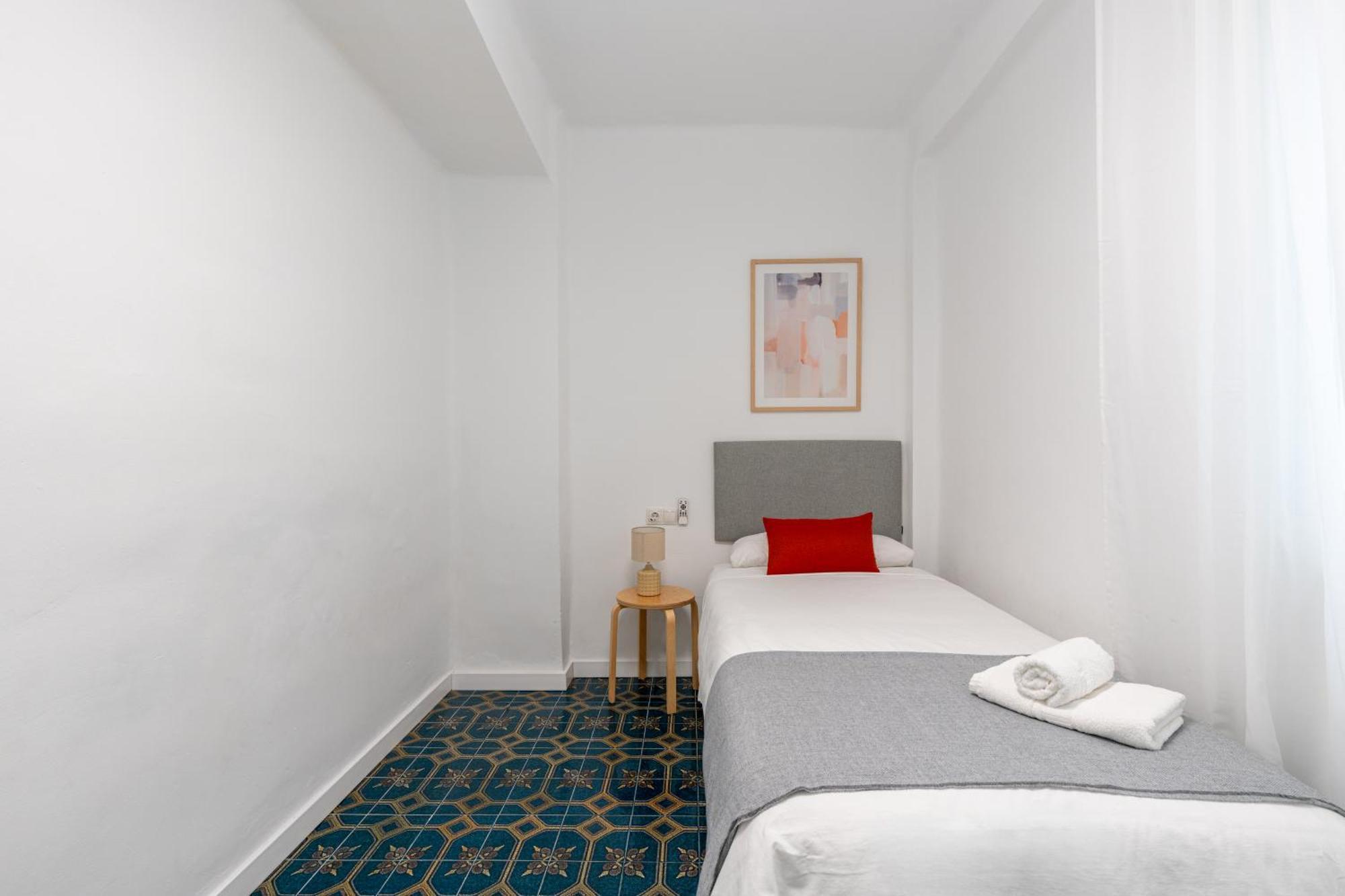 Piso Elegante Y Nuevo De 3 Habitaciones Y 2 Banos Севілья Екстер'єр фото